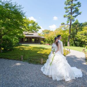 ウェディングフォト・結婚式写真カメラマン出張撮影(ロケーションフォト)_春の温かい日に_奈良市・橿原市・広陵町・木津川市の写真撮影と着物レンタルはフォトスタジオワタナベ（渡辺写真館）