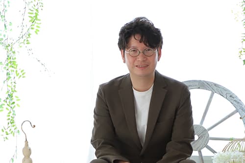 宣材・広報写真・HP用プロフィール写真に_奈良市・橿原市・広陵町・木津川市の写真撮影と着物レンタルはフォトスタジオワタナベ(渡辺写真館)