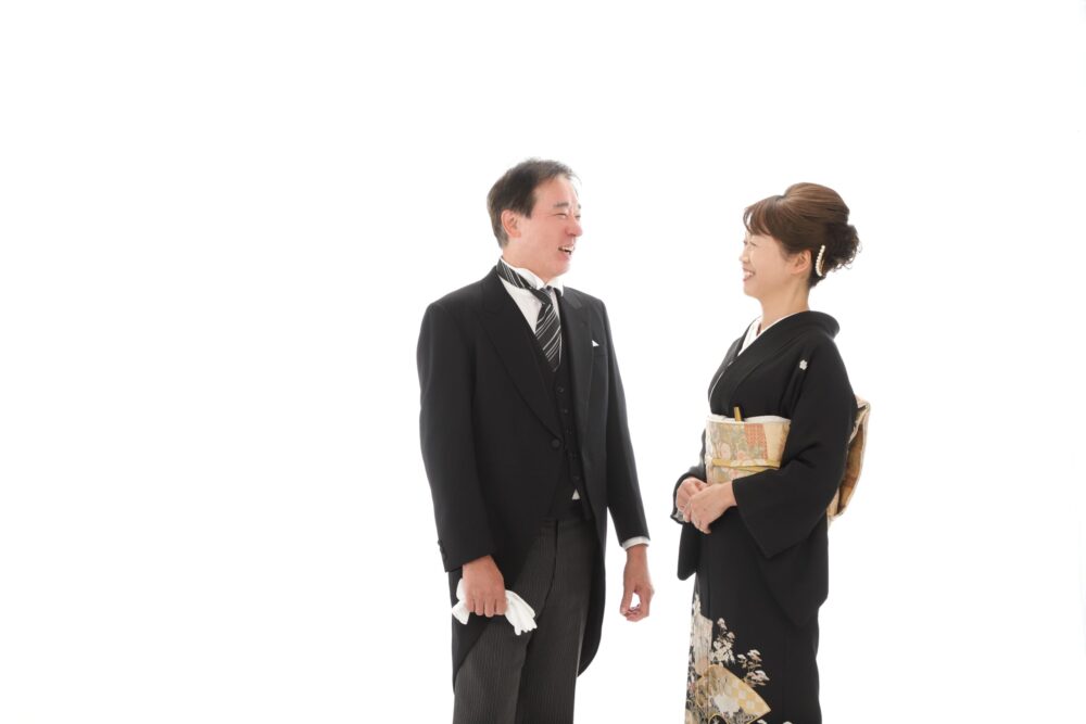 留袖レンタル・モーニングレンタル_結婚式の親族用衣装_夫婦写真上半身アップ②_奈良市・橿原市・広陵町・木津川市の着物レンタルならフォトスタジオワタナベ(渡辺写真館)