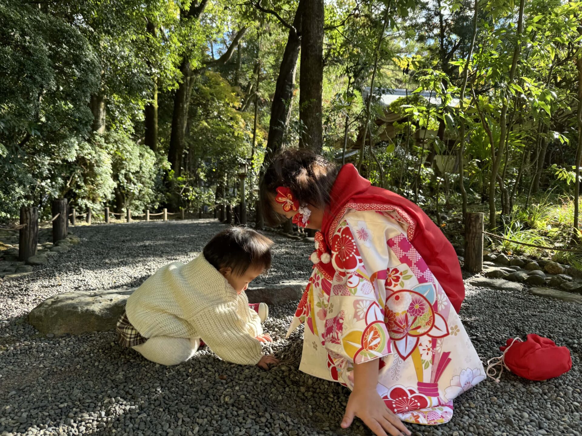 大神神社_七五三_拝殿下の横道