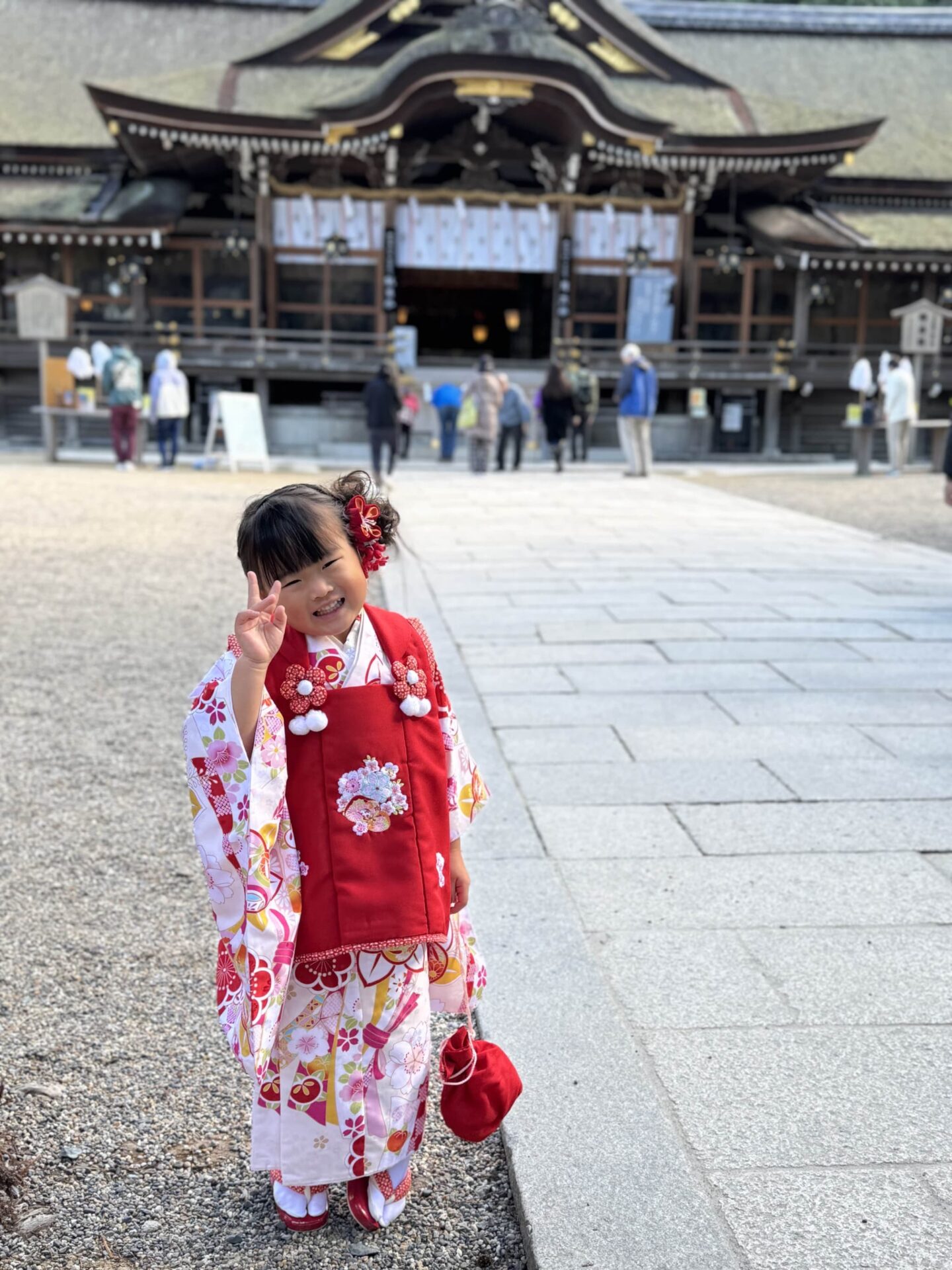 大神神社七五三_拝殿前