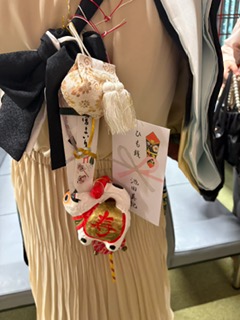 奈良県奈良市_フォトスタジオワタナベ(渡辺写真館)本店_春日大社_お宮参り_産着_狛犬・お紐線