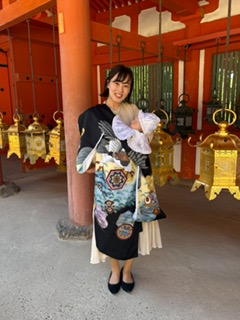 奈良県奈良市_フォトスタジオワタナベ(渡辺写真館)本店_春日大社_お宮参り_産着_パパと2人