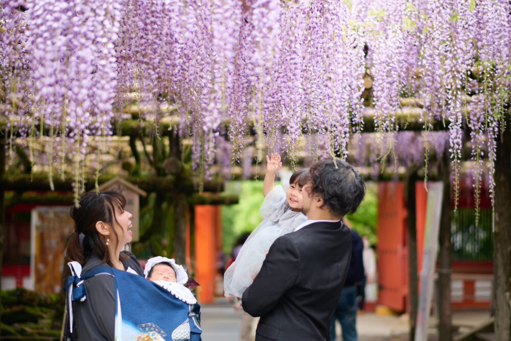 お宮参りカメラマン出張撮影(ロケーションフォト)_春日大社_奈良市・橿原市・広陵町・木津川市の写真撮影と産着・着物レンタルはフォトスタジオワタナベ（渡辺写真館）