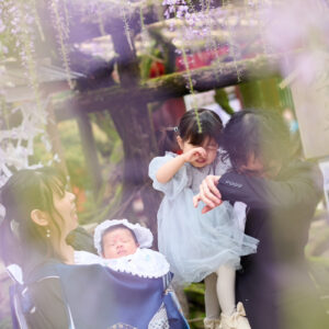 お宮参りカメラマン出張撮影(ロケーションフォト)_春日大社_奈良市・橿原市・広陵町・木津川市の写真撮影と産着・着物レンタルはフォトスタジオワタナベ（渡辺写真館）