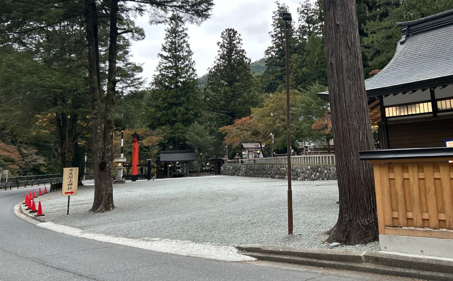 丹生川上神社中社_奈良県吉野郡東吉野村_七五三・お宮参り・十三参り_駐車場