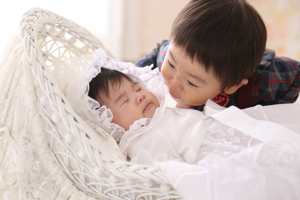 お宮参り_赤ちゃんと子供