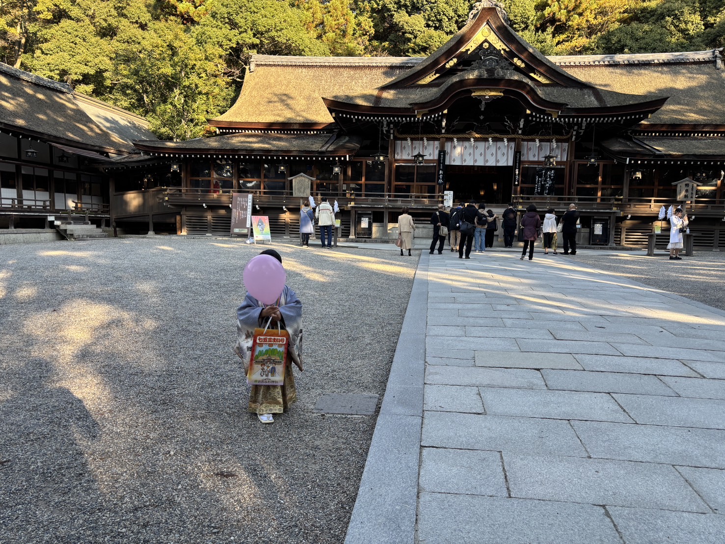 大神神社七五三お参り拝殿