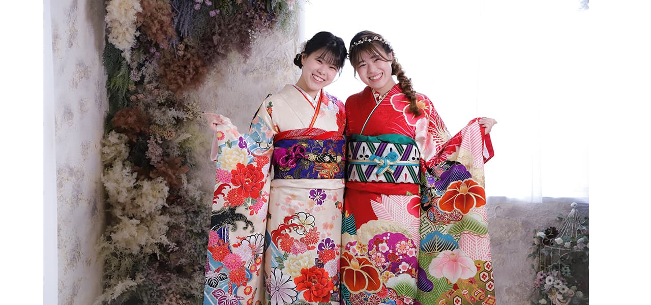 着物・振袖モダン双子コーデ_奈良市・橿原市・広陵町・木津川市のフォトスタジオワタナベ(渡辺写真館)