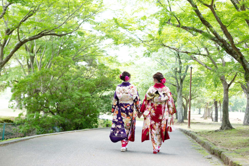 結婚式・結納など振袖レンタル_奈良市・橿原市・広陵町・木津川市の写真撮影と着物レンタルはフォトスタジオワタナベ(渡辺写真館)_振袖後ろ姿
