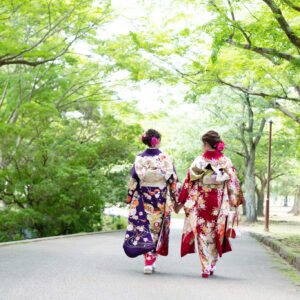 結婚式・結納など振袖レンタル_奈良市・橿原市・広陵町・木津川市の写真撮影と着物レンタルはフォトスタジオワタナベ(渡辺写真館)_振袖後ろ姿