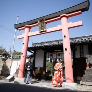御霊神社結婚式・挙式_鳥居前